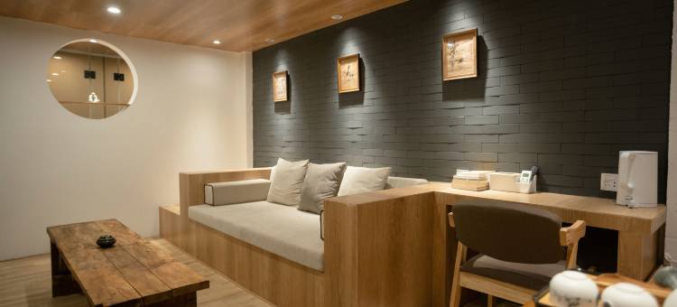 无隐良居酒店(蒙自米线小镇店)图片