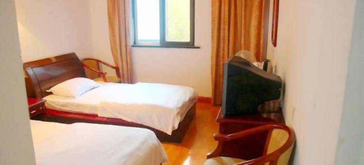 江阴暨阳旅社(中山公园地铁站店)图片