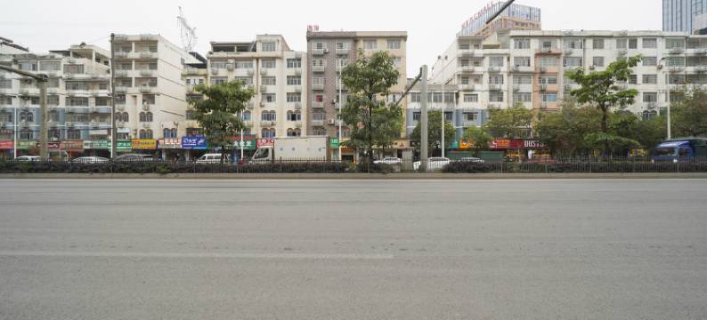 正龙大酒店(南宁玉洞地铁站店)图片