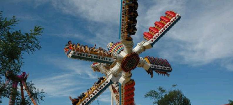 北戴河雅诺宾馆(刘庄夜市步行街店)图片