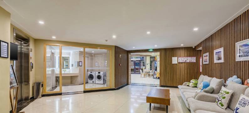 滨海蓝天酒店(北戴河老虎石店)图片