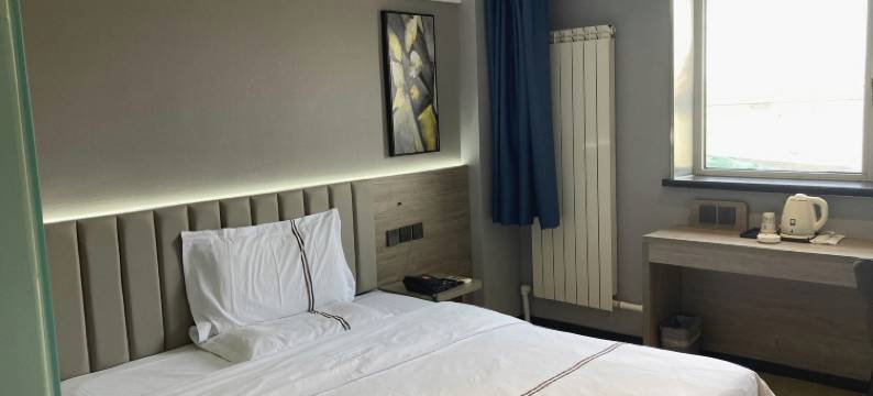 乐家连锁宾馆(大连普兰店商业街店)图片