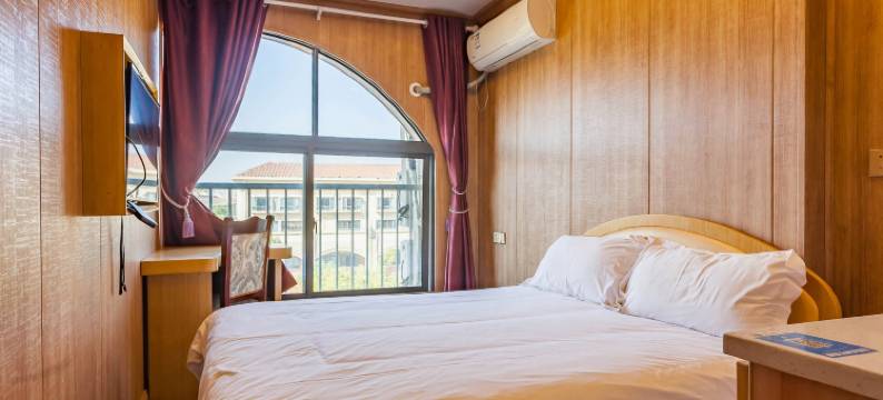 鑫寓酒店(昆山花桥绿地大道店)图片