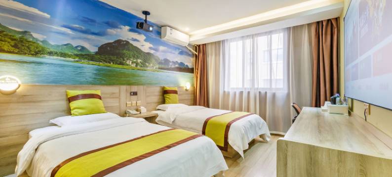 润佳·沁尚精品酒店(西安空军工程大学长乐坡地铁站店)图片