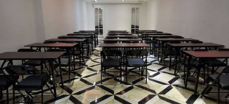 星呈酒店(南昌复兴大道东地铁站店)图片