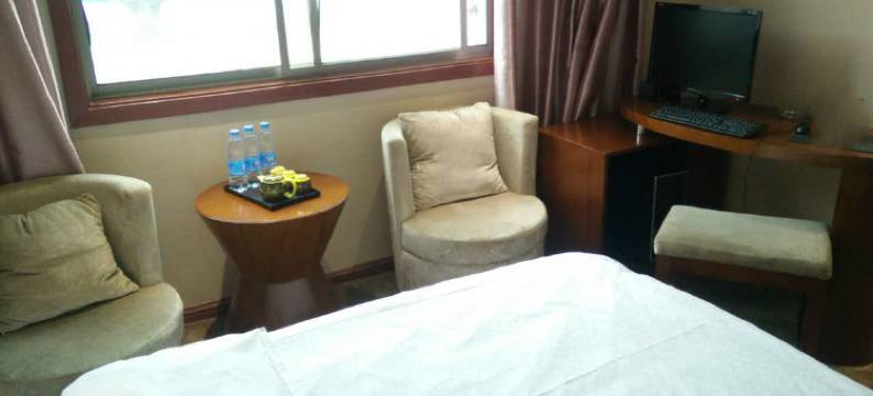 周至皇朝酒店图片