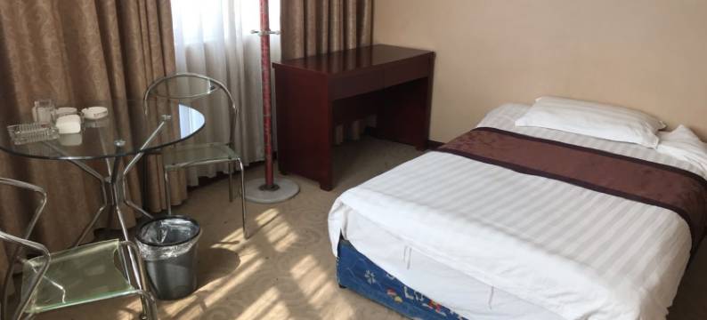 潜山彭岭商务酒店图片