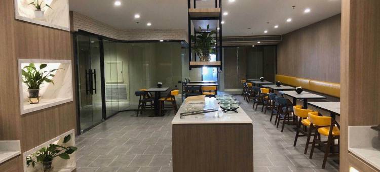 汉庭优佳酒店(青岛北站永平路地铁站店)图片