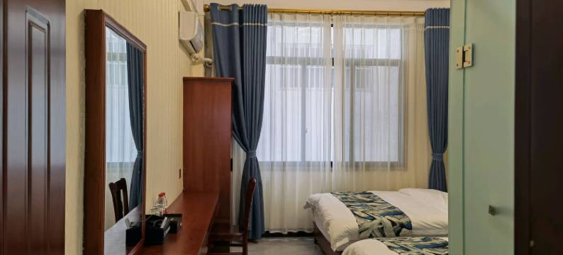 乐业宝能主题酒店图片