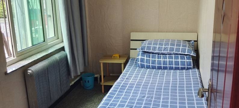 海城初见旅馆图片