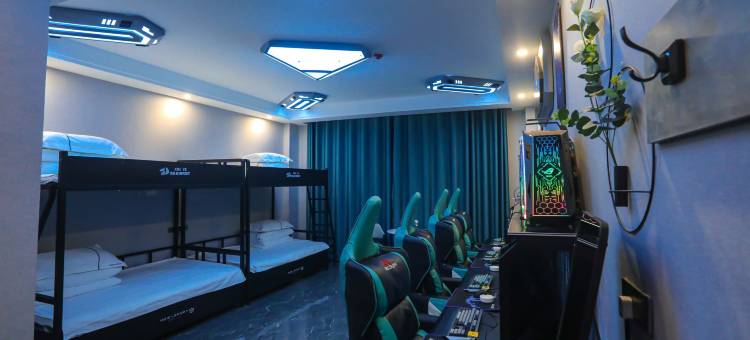 REMAX热麦电竞酒店图片