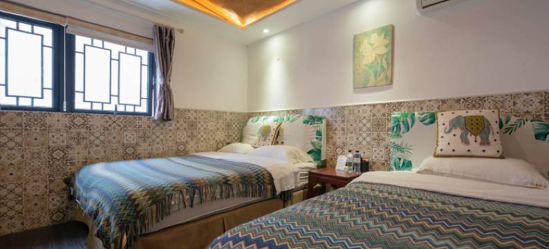 深圳较场尾说时依旧客栈图片