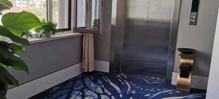 艾一扉酒店(青岛即墨古城宝龙生活广场店)图片