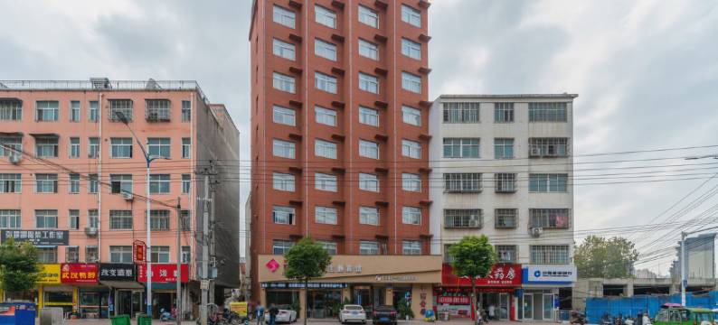 新蔡尚青春主题宾馆图片