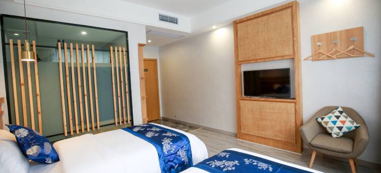 武陵山水客栈(张家界森林公园标志门店)图片