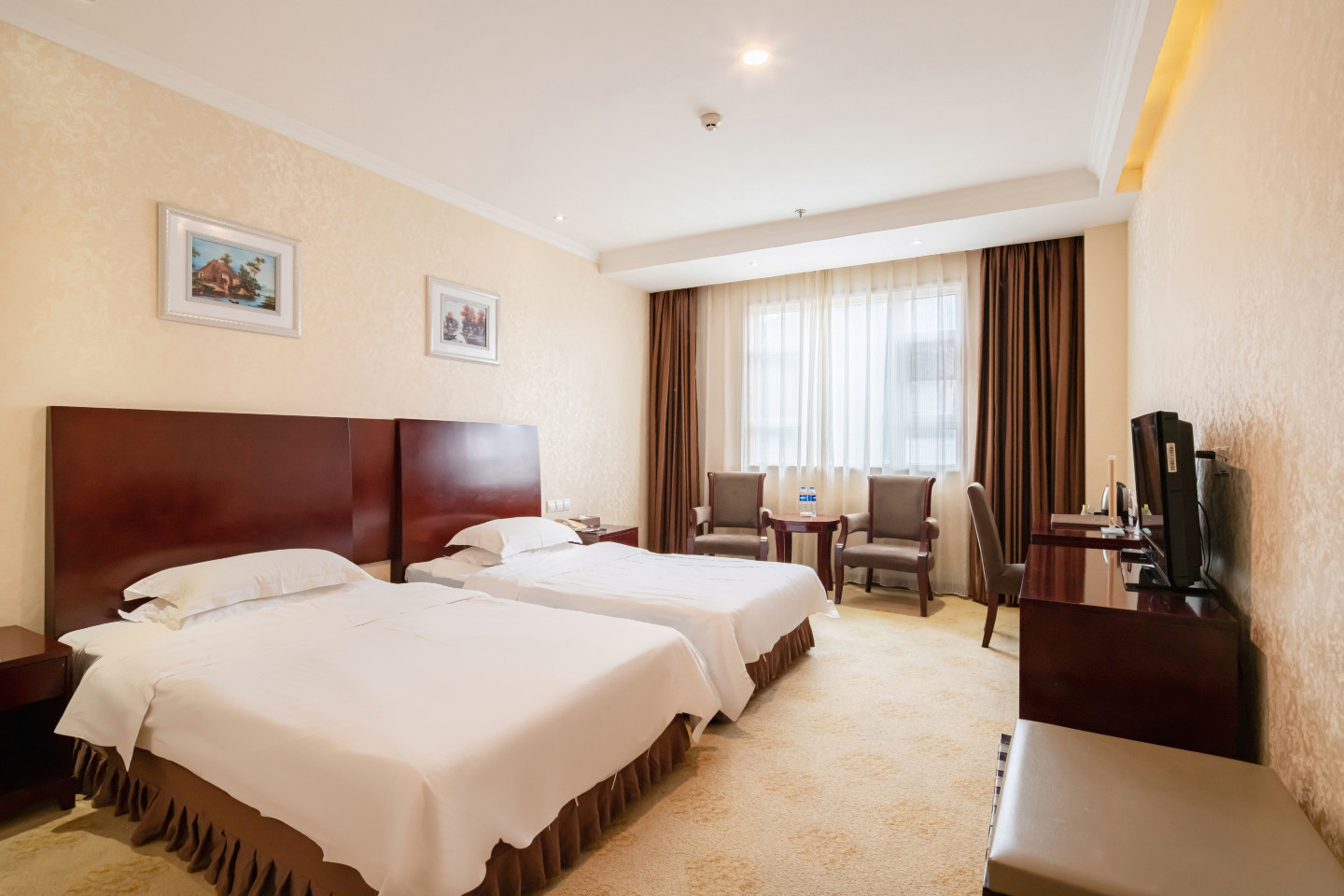 Yunxi International Hotel Over view