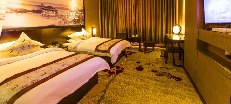 昭苏皇冠假日酒店图片