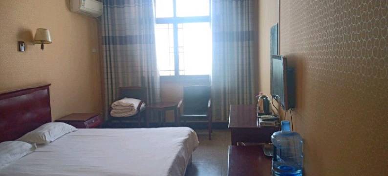 宝丰龙兴商务宾馆图片