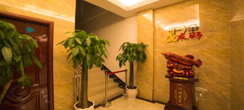 速8酒店(察布查尔乐业广场店)图片