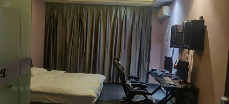 海伦天禧电竞宾馆图片