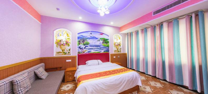 重庆腾飞宾馆(巴南华熙LIVE鱼洞店)图片