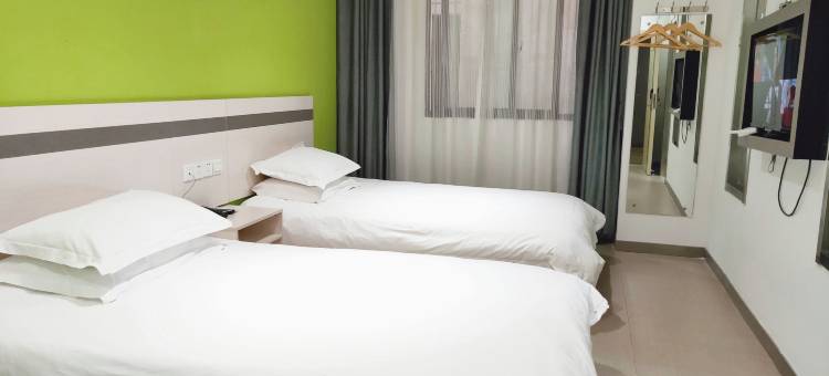 易佰良品酒店(上海瑞金医院嘉定新城地铁站店)图片