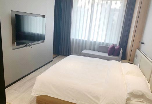 Beijing Chengbao Hotel (Beijing Sanyuanqiao Subway Station)Hotel Overview