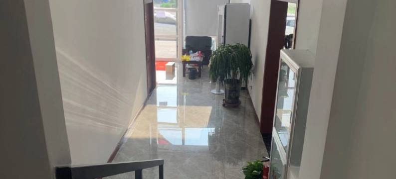 瓦房店雨露主题宾馆图片