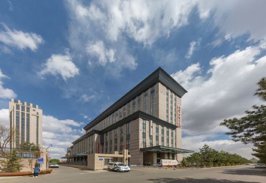 内蒙古职工之家酒店外景图