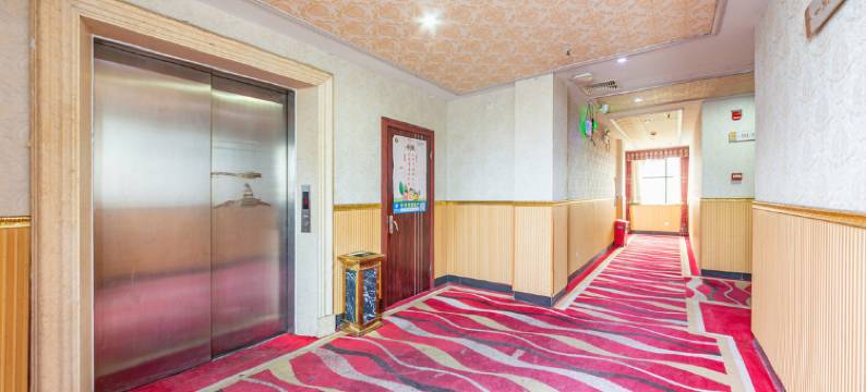 佛山艺柏城际酒店(沙岗地铁站店)图片