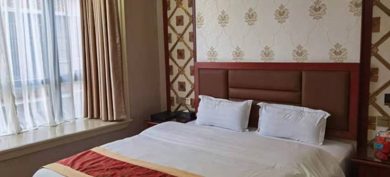 普宁湖盛酒店图片