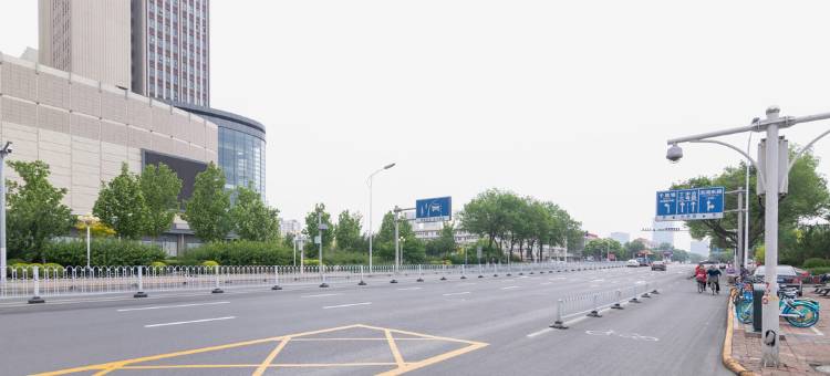 易佰连锁旅店(天津西站红桥洪湖里地铁站店)图片