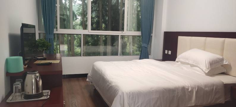 石柱林悠居避暑山庄图片