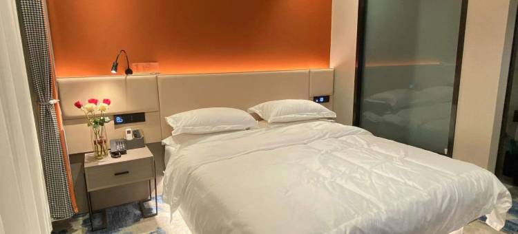 雀禾·轻雅酒店(上河城清河风景园店)图片
