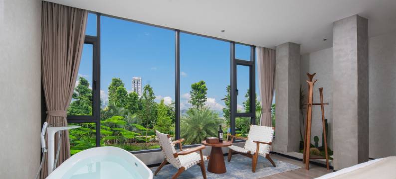 西双版纳景洪云归270度空中水镜观景美宿(泼水广场店)图片