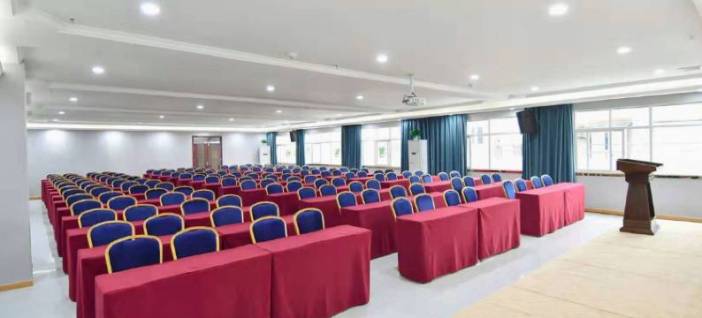 卓玛酒店(广安市民广场店)图片