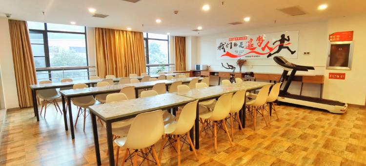 本色现代商务酒店(宜昌三峡大学店)图片