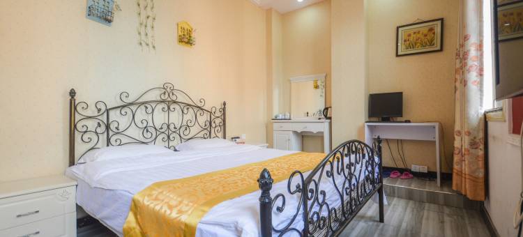 简爱宾馆(长沙西湖公园地铁站店)图片