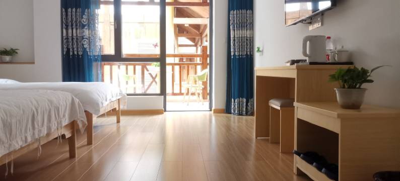 品闲居民宿(桃花源景区店)图片