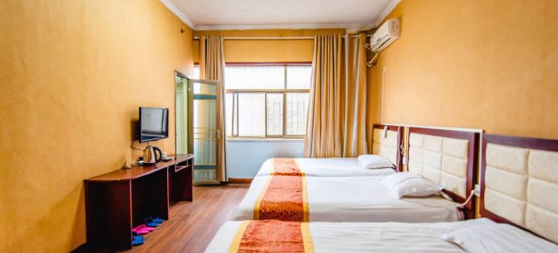 天龙商务宾馆(濮阳长途车站店)图片