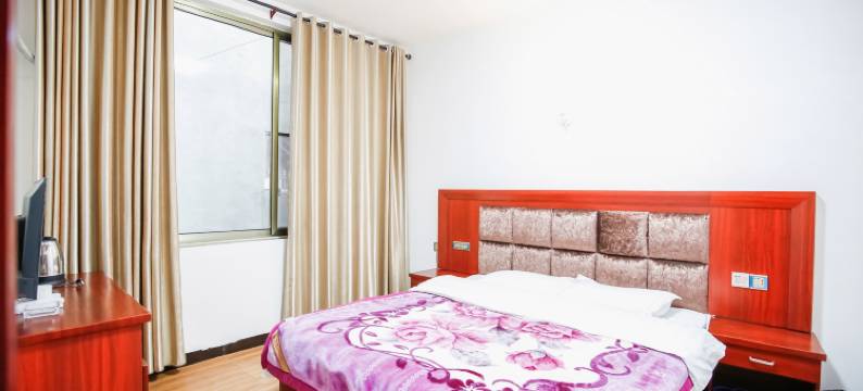 西岭雪山来凤园农家乐图片