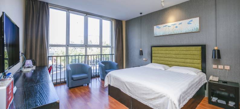 朵朵精品酒店(廊坊北华航天工业高铁站店)图片