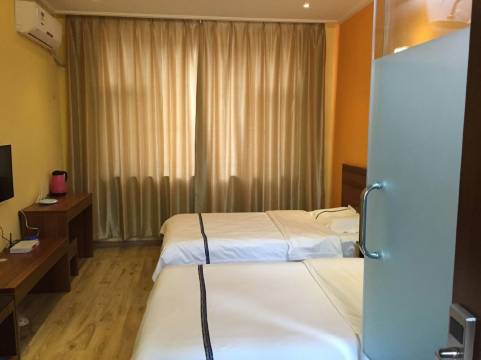 长岭朗悦商务宾馆