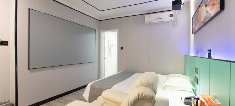 跨越酒店(许昌火车站曹魏古城店)图片