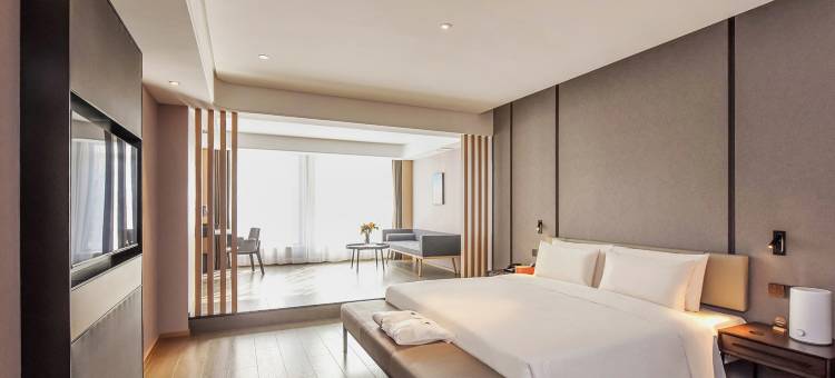 兰州东部市场气象局地铁站亚朵酒店图片