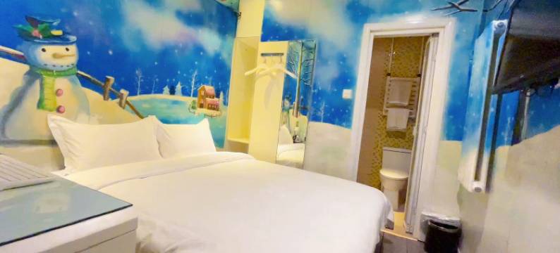 丁格曼电竞主题酒店(东营北一路店)图片