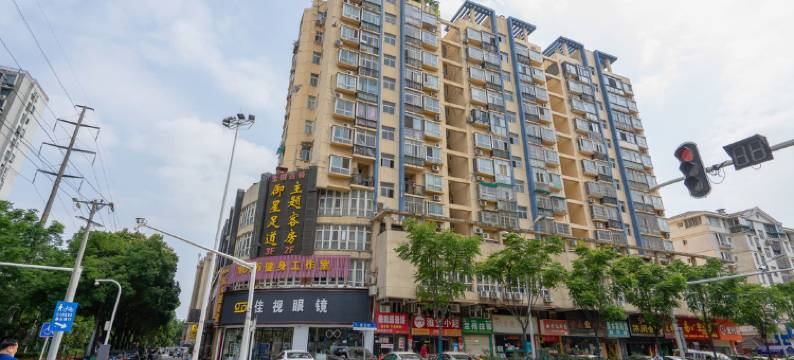 巴厘阳光酒店(瑞安街地铁站武汉理工大学南湖校区店)图片