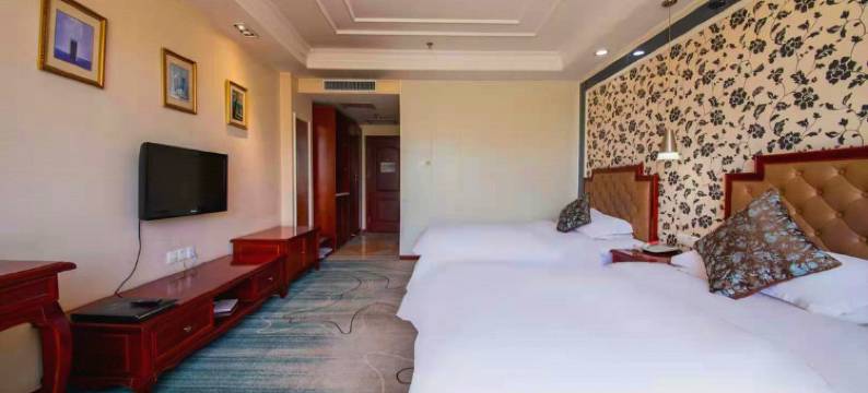 延安泽鑫智能酒店图片