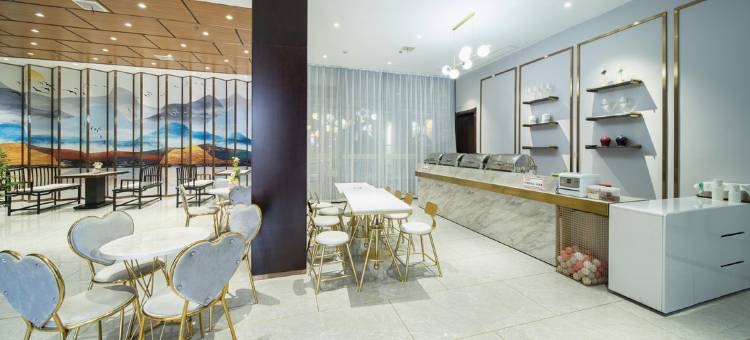 七瑞智慧酒店(益阳城市学院店)图片