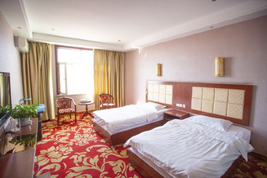 吉木萨尔福山宾馆